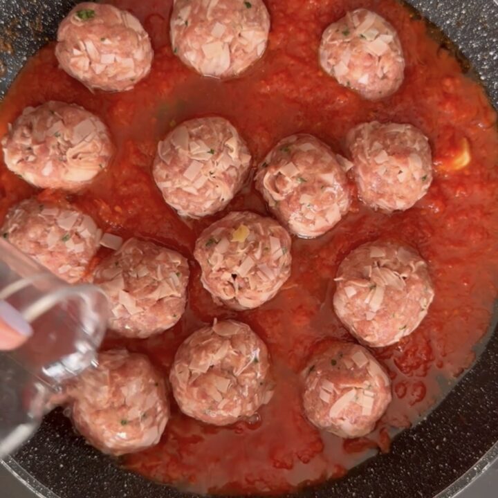 Polpette con mortadella al sugo 