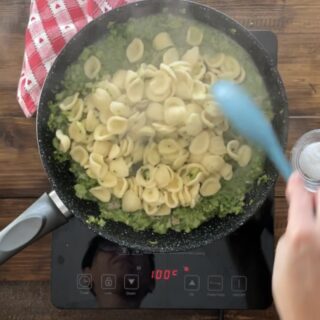 Orecchiette con broccoli e salsiccia 2