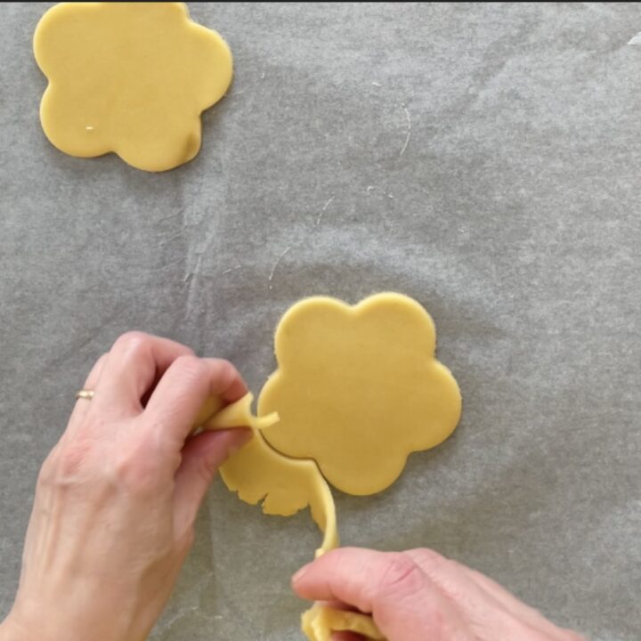Dolci veloci con pesche sciroppate 1