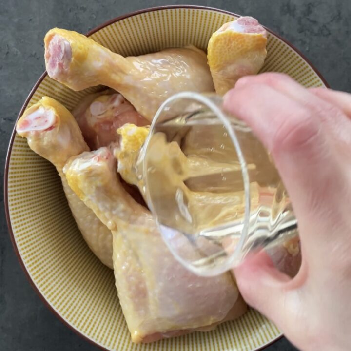 Cosce di pollo in friggitrice ad aria