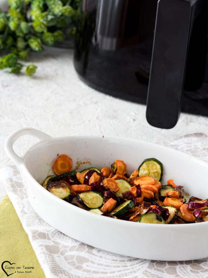 zucchine e carote in friggitrice ad aria