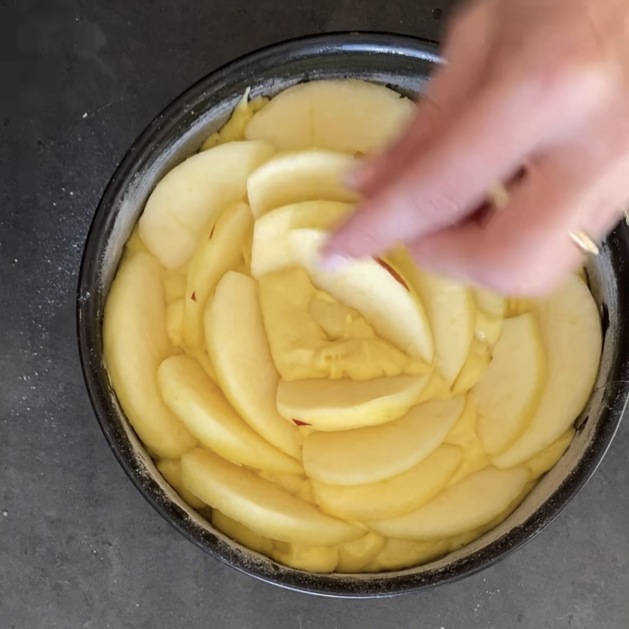 torta di mele e yogurt friggitrice ad aria ricetta dolce cottura airfryer