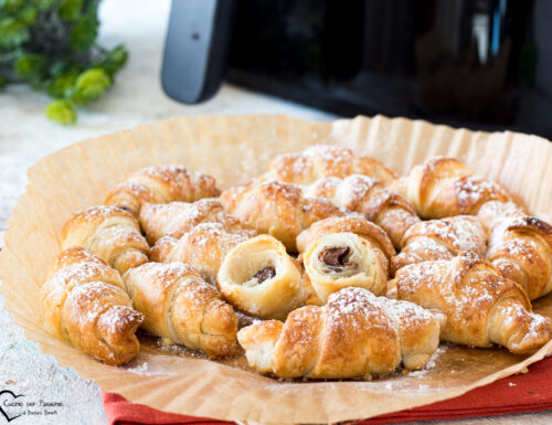 PASTA SFOGLIA E NUTELLA IN FRIGGITRICE AD ARIA