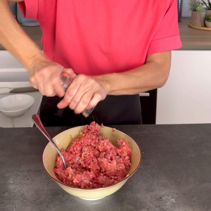 Polpette con le patate carote e piselli