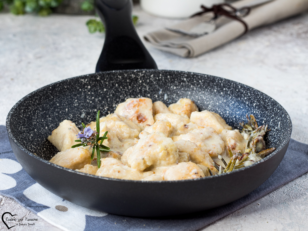 Bocconcini di pollo al latte