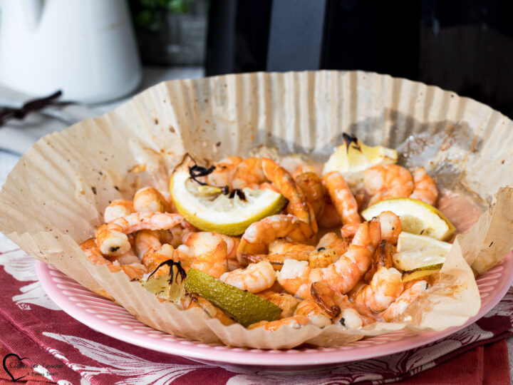 Gamberetti in friggitrice ad aria con limone e aglio
