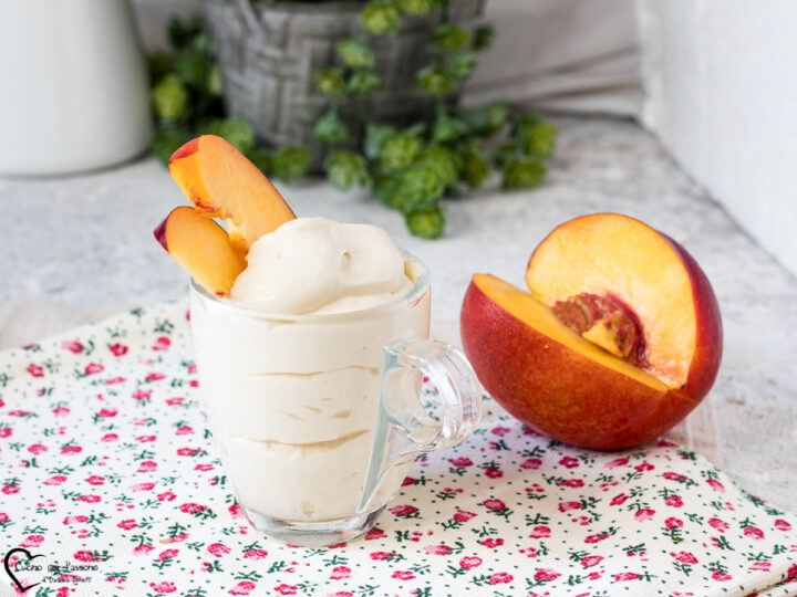 Mousse alle pesche
