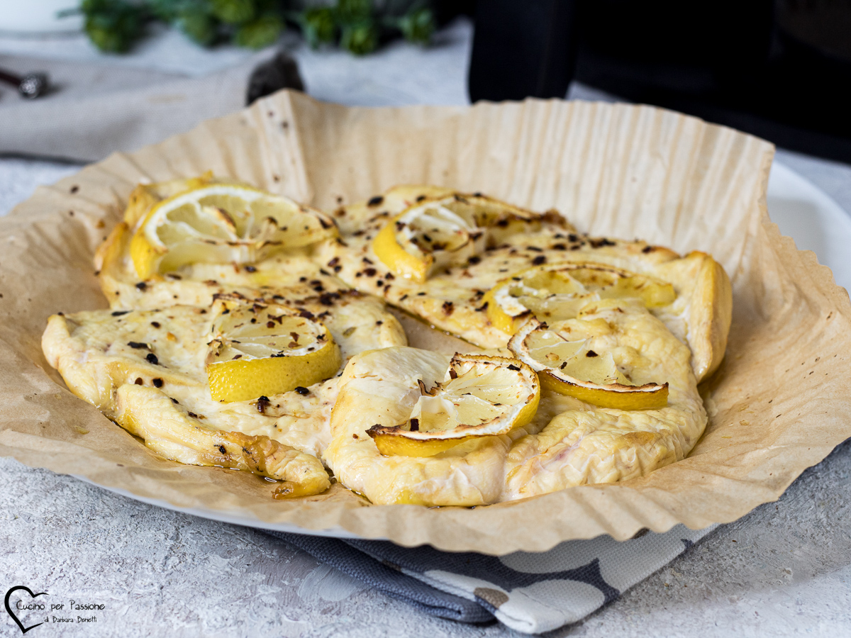 Petto di pollo al limone in friggitrice ad aria