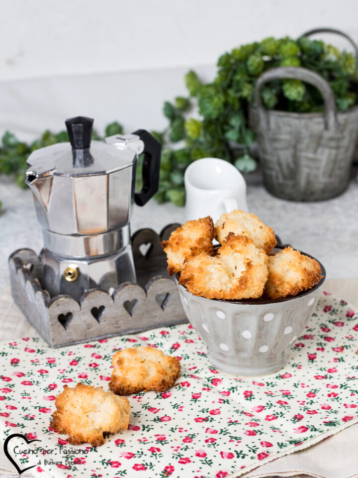 Biscotti albume e cocco