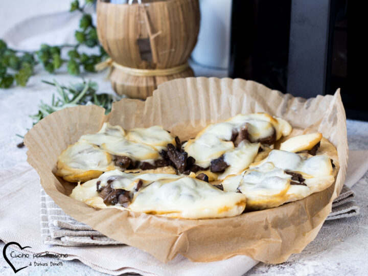 Petto di pollo farcito con funghi e scamorza in friggitrice ad aria
