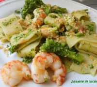 calamarata con broccoli e mazzancolle, ricette primi piatti semplici e veloci, ricette con broccoli, pasta con broccoli, come cucinare le mazzancolle