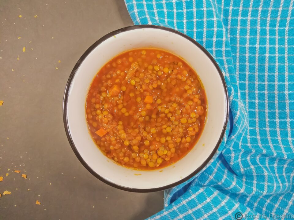 Alt="zuppa lenticchie e cipolle"