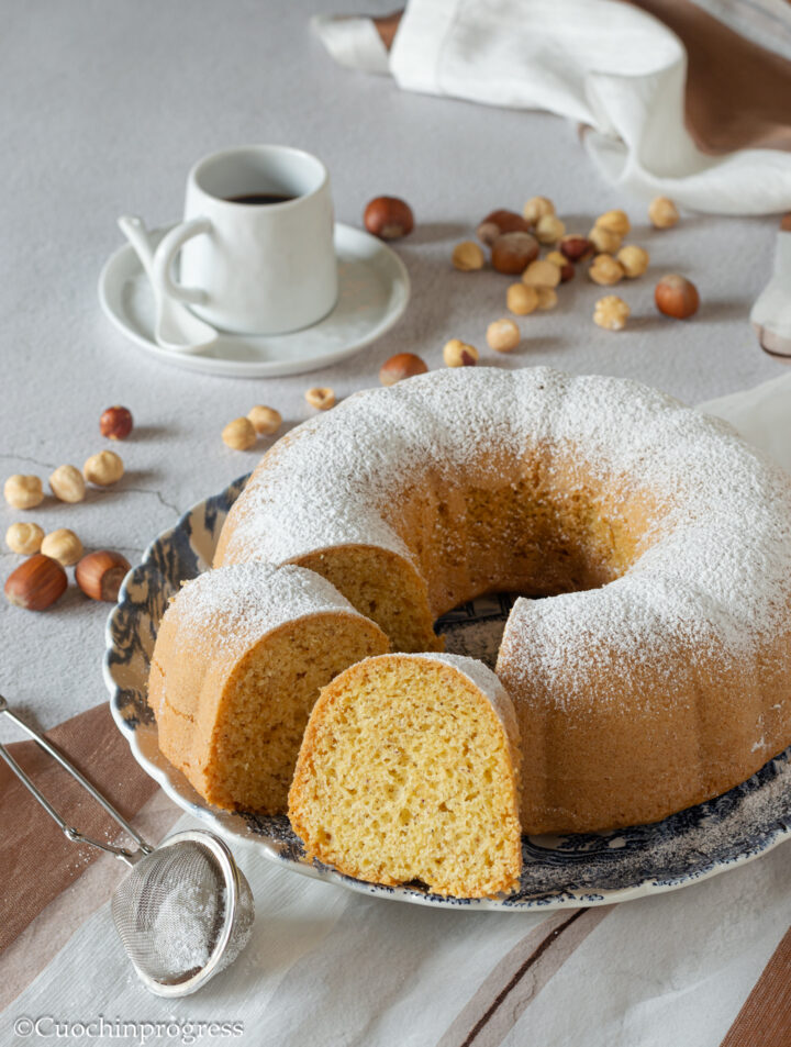 ciambellone alle nocciole