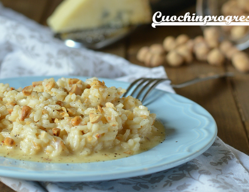 Risotto Castelmagno e nocciole