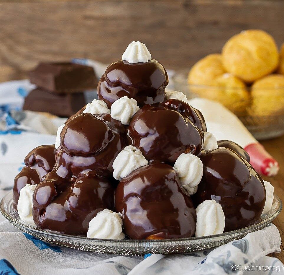 profiteroles