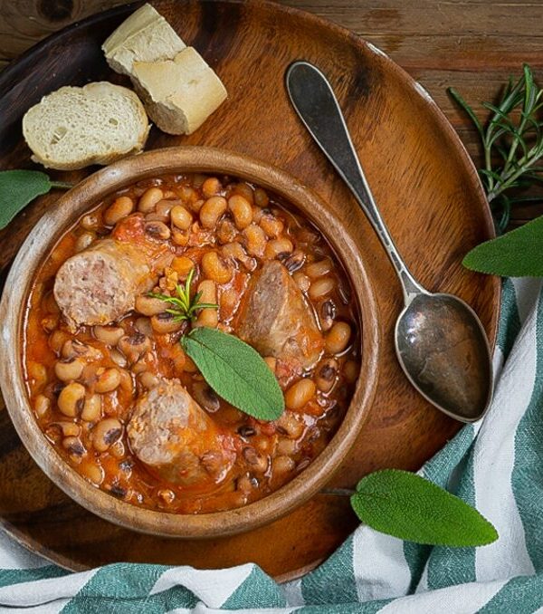 Fagioli all’uccelletto con salsicce