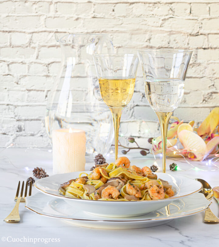 tagliatelle ai funghi porcini e gamberi