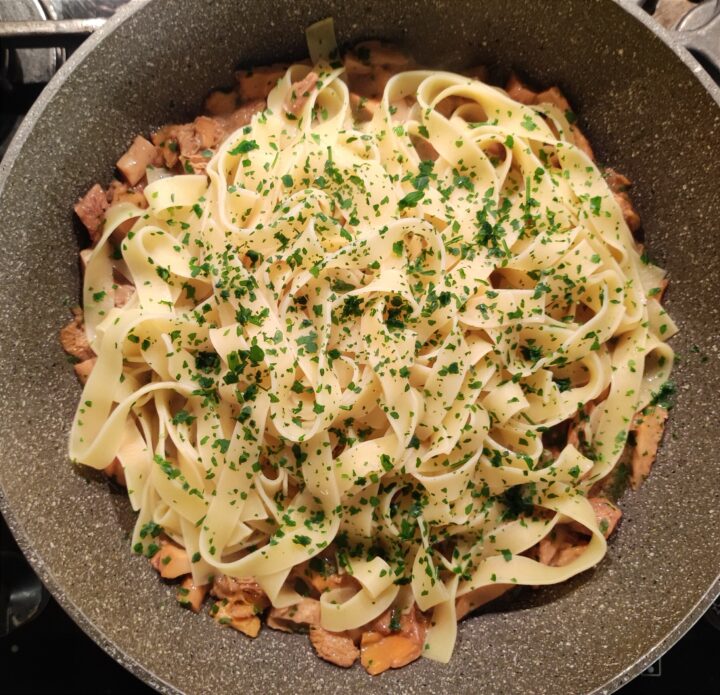 fettuccine ai finferli