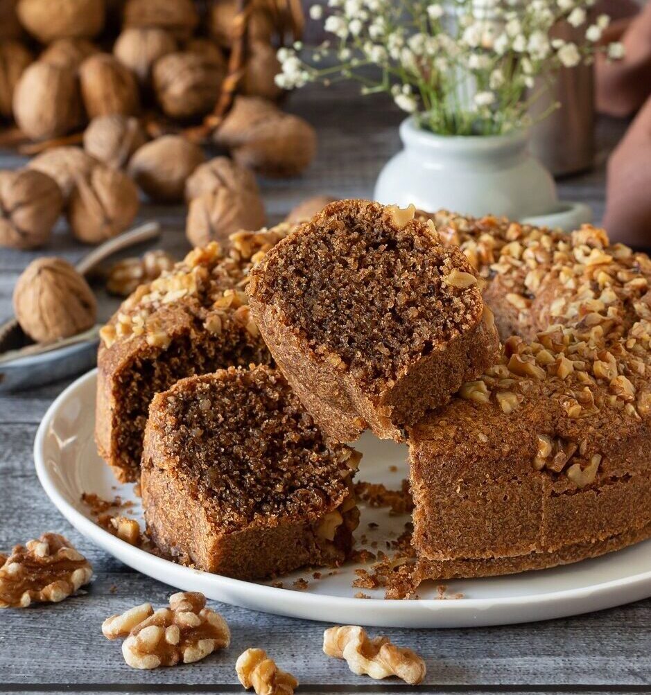 torta di noci e caffè