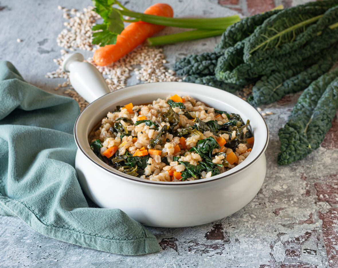 zuppa di orzo e cavolo nero