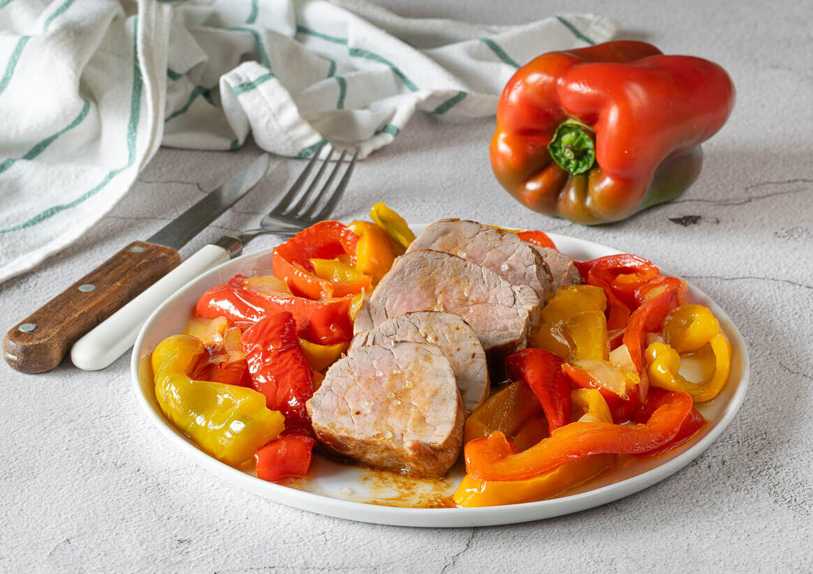 filetto di maiale con peperoni in agrodolce