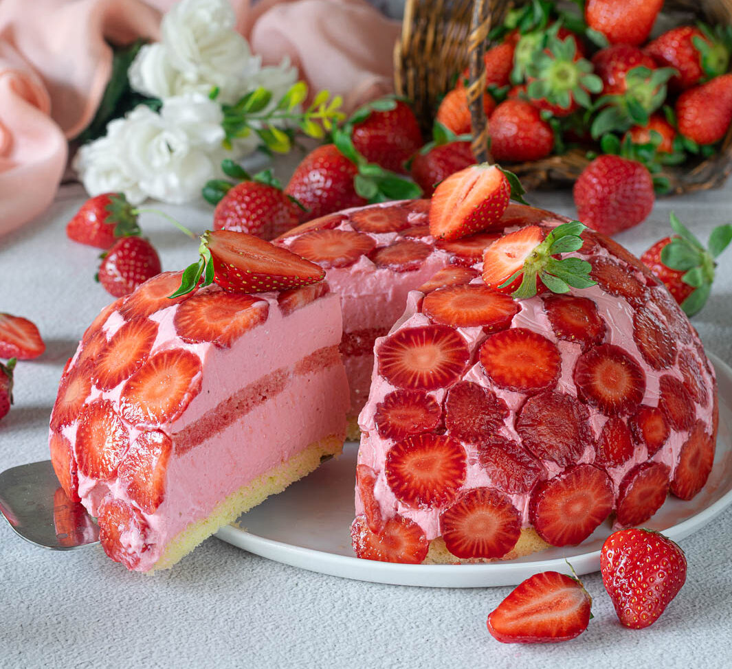 zuccotto cheesecake alle fragole