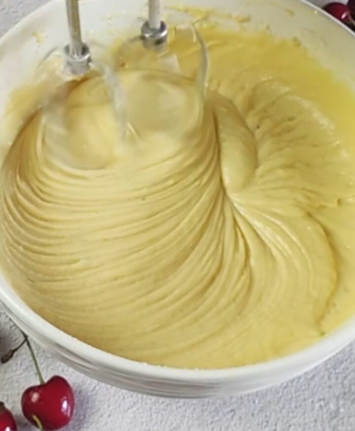 torta di ciliegie e ricotta