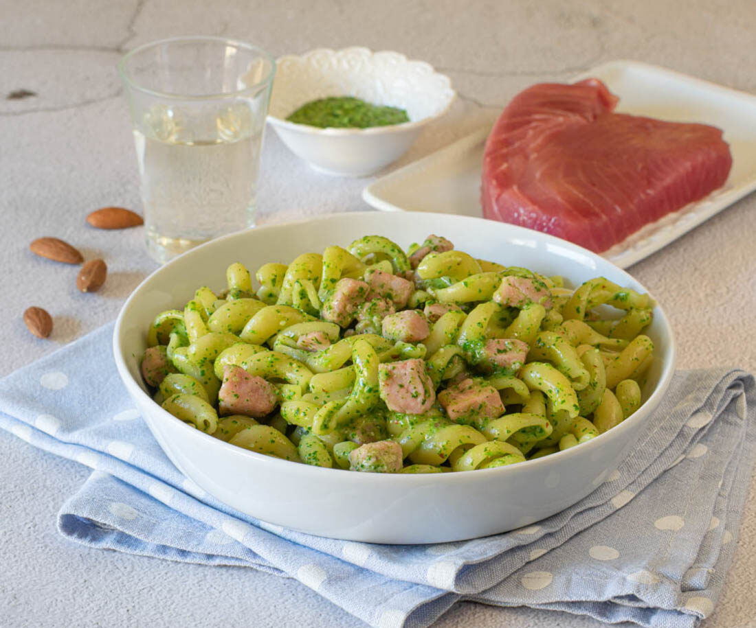 pasta al pesto di rucola e tonno