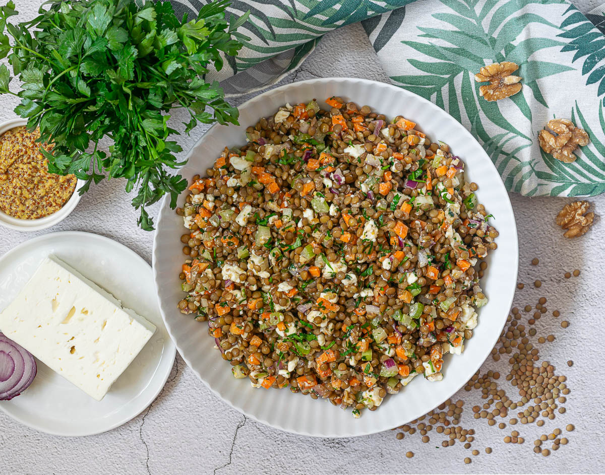 insalata di lenticchie con feta e noci