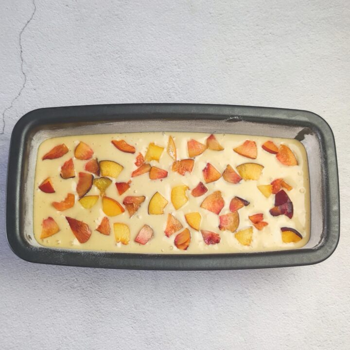plumcake alle pesche e limone