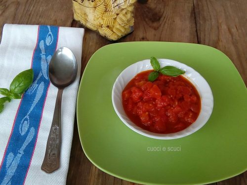 Salsa marinara veloce con pomodoro concassè