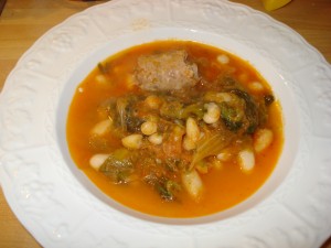 zuppa di fagioli scarole e cervellatine