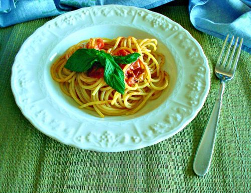 Spaghetti al pomodorino vesuviano e menta fresca