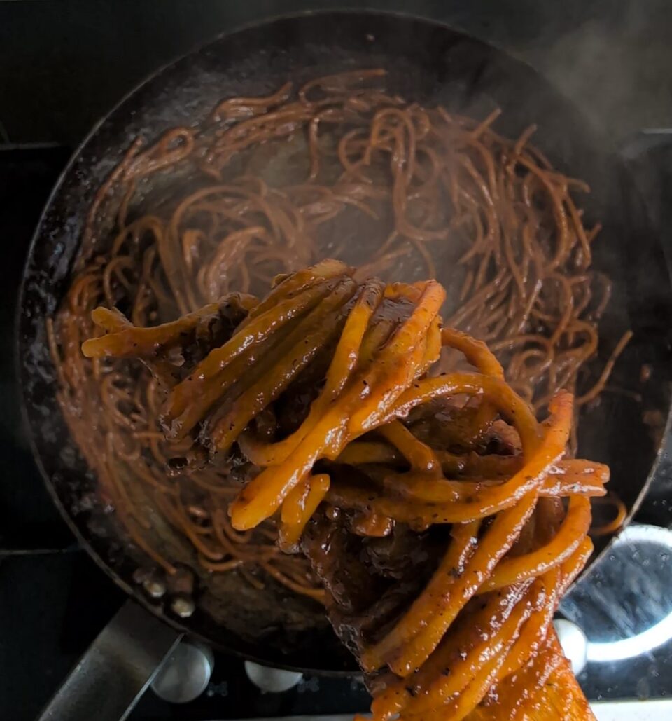 Spaghetti all' assassina: come farli croccanti e perfetti