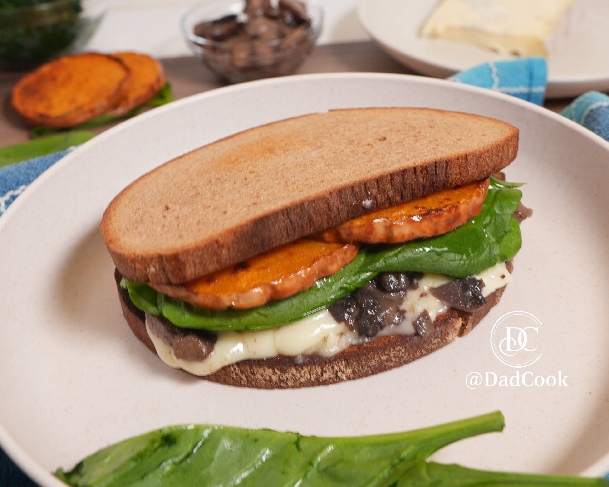 panino autunnale con zucca funghi e gorgonzola videoricetta