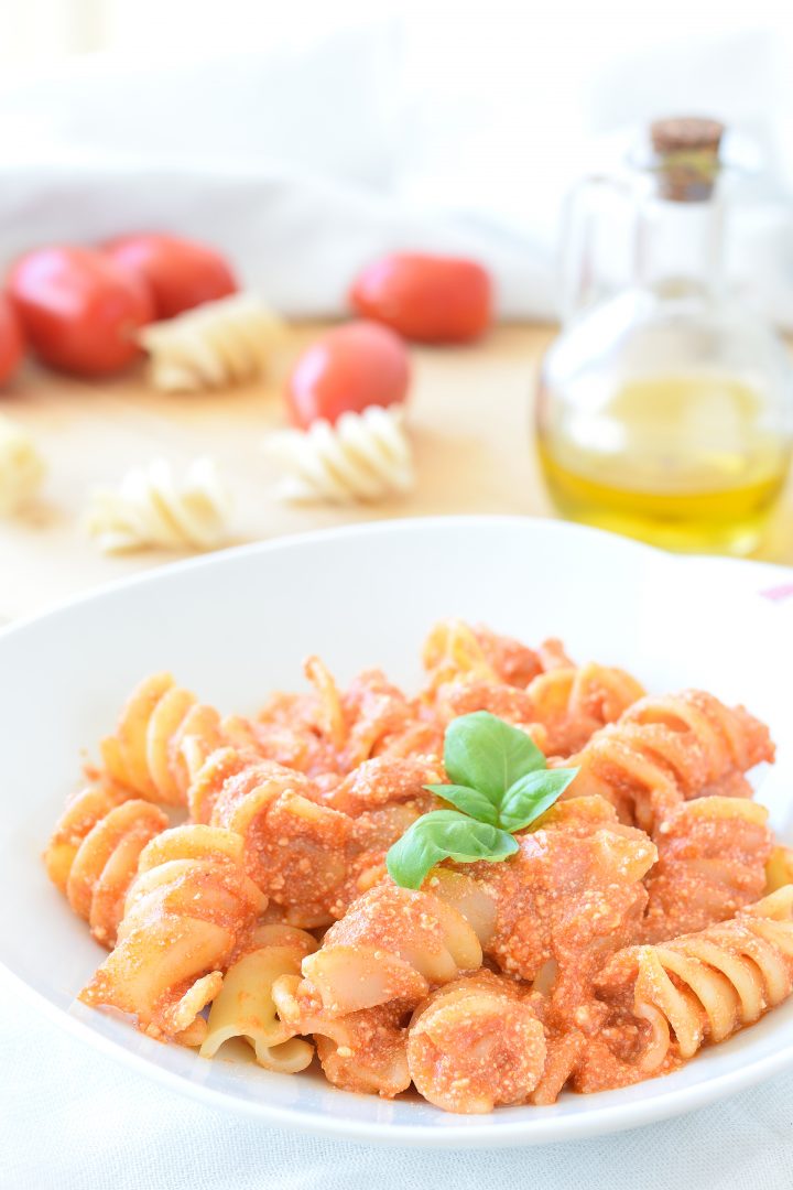 Pasta Con Ricotta E Pomodoro Ricetta Facile E Cremosa Danicucina