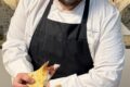 Pizza croccante con crudo e burrata