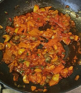 sugo di peperoni arrostiti e nduja pronto