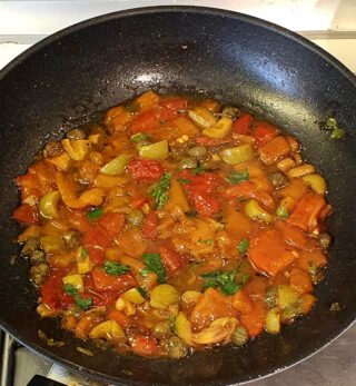 cottura del sugo di peperoni completata
