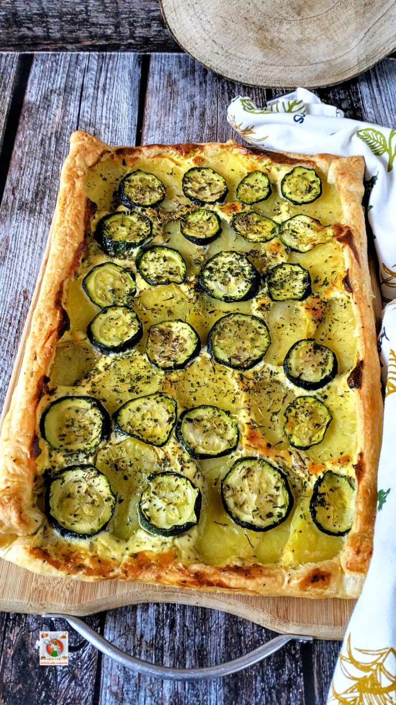 torta-con-patate-e-zucchine-presentazione-verticale