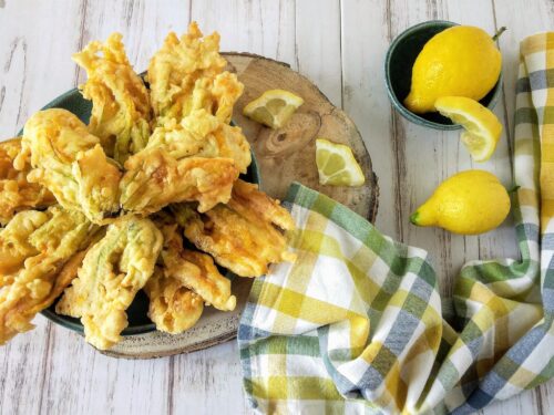 Croccanti e deliziosi: come preparare perfetti fiori di zucca fritti con pastella