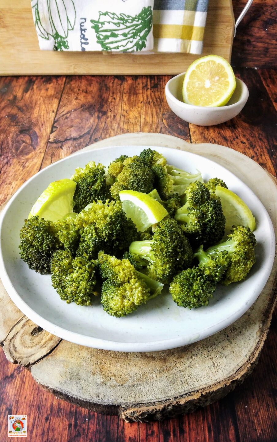 broccoli-all-insalata-con-limone-presentazione-verticale