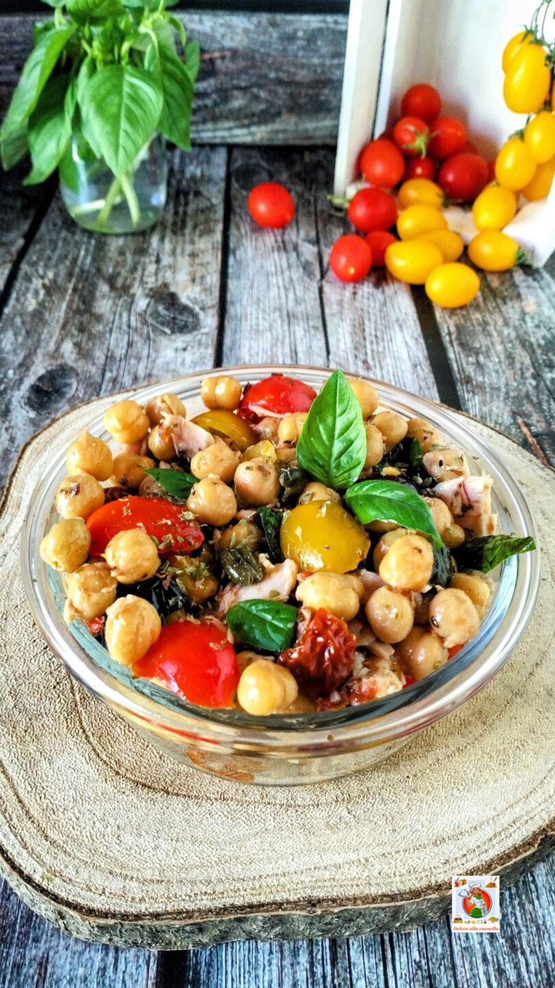 insalata-di-ceci-tonno-e-pomodorini-presentazione-verticale