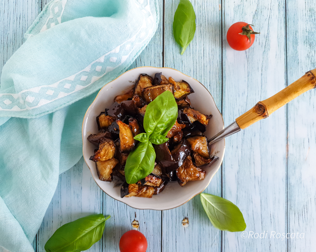 Contorno veloce di melanzane e salsa di soia - Diario di una ciccina
