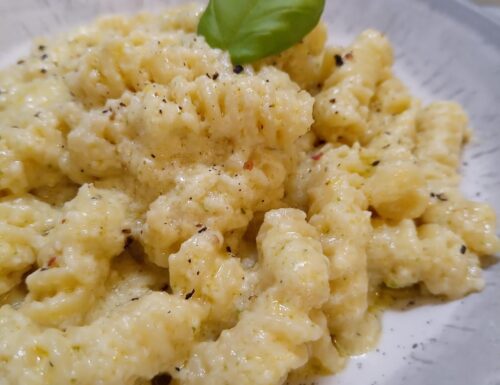 PASTA AL PESTO DI LIMONE
