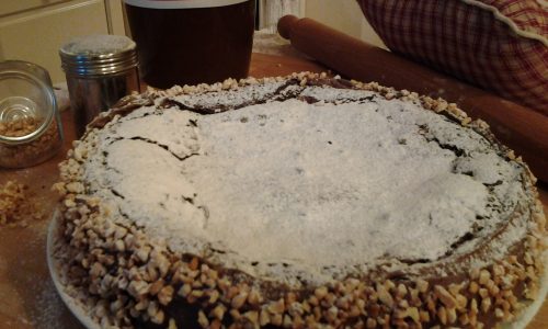 Torta Nutellotta con granella di nocciole