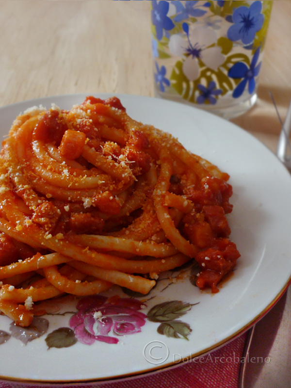 Bucatini all' amatriciana | DolceArcobaleno