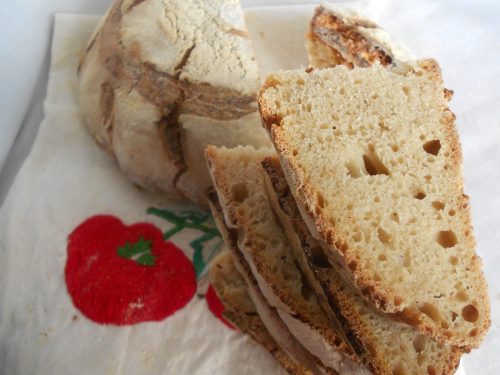 Pane con farina di farro e prefermento, con pasta madre