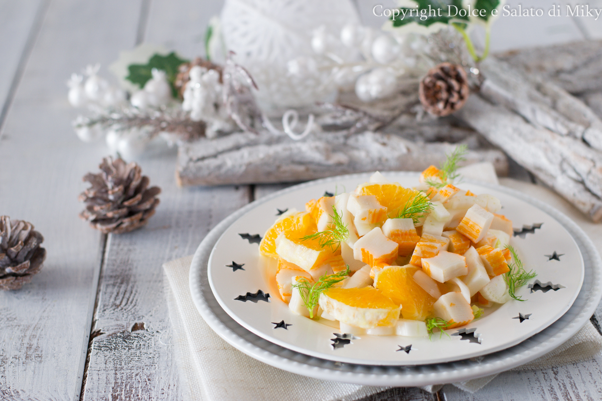 Insalata di surimi e arance, antipasto fresco e leggero