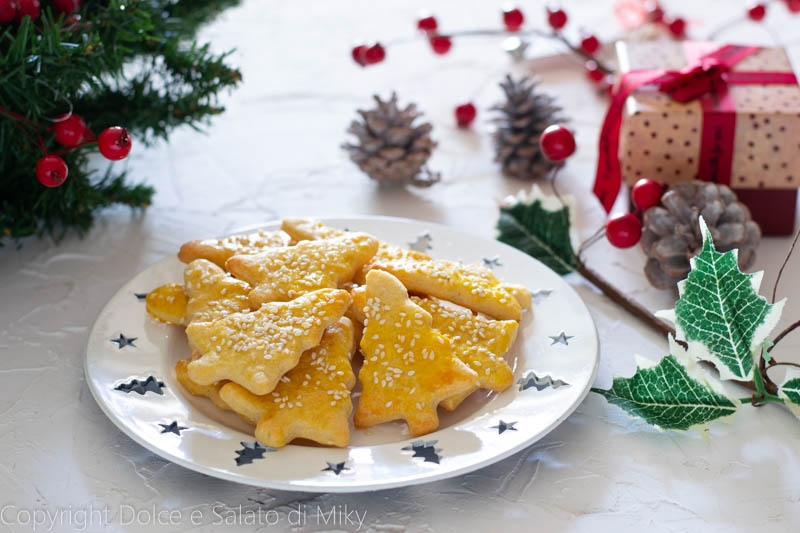 Biscotti Di Natale Salati, Perfetti Per Un Apericena Natalizio